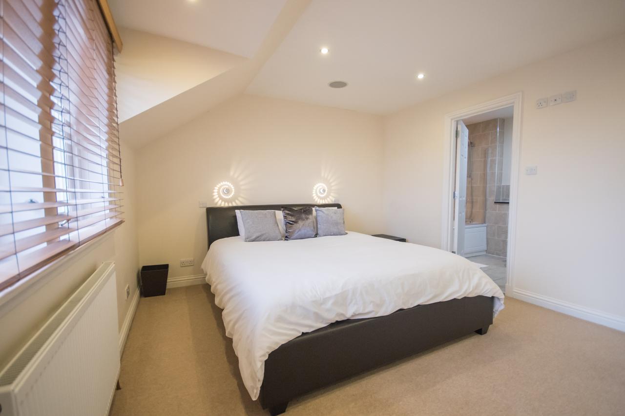 Crown Luxury Serviced Apartment Inverness Exterior photo